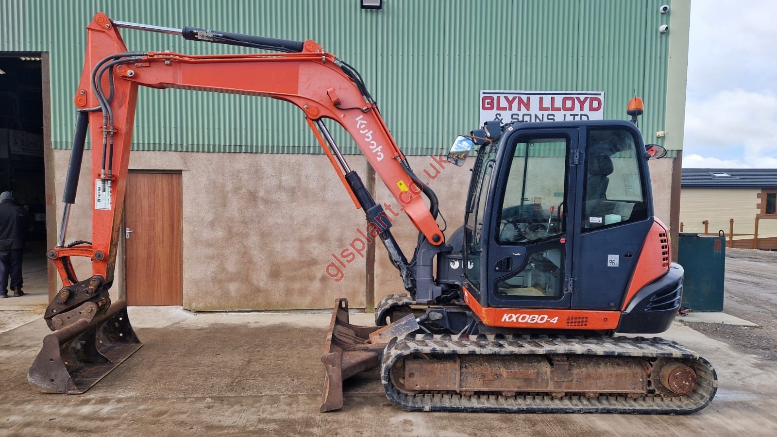 KUBOTA KX080-4