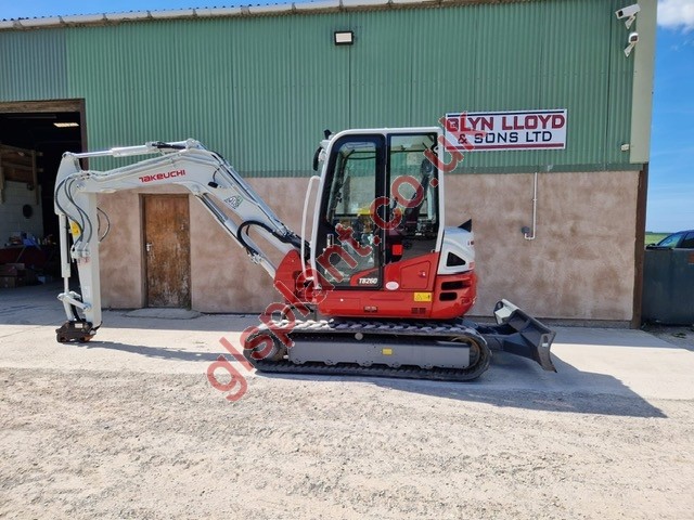 TAKEUCHI TB260