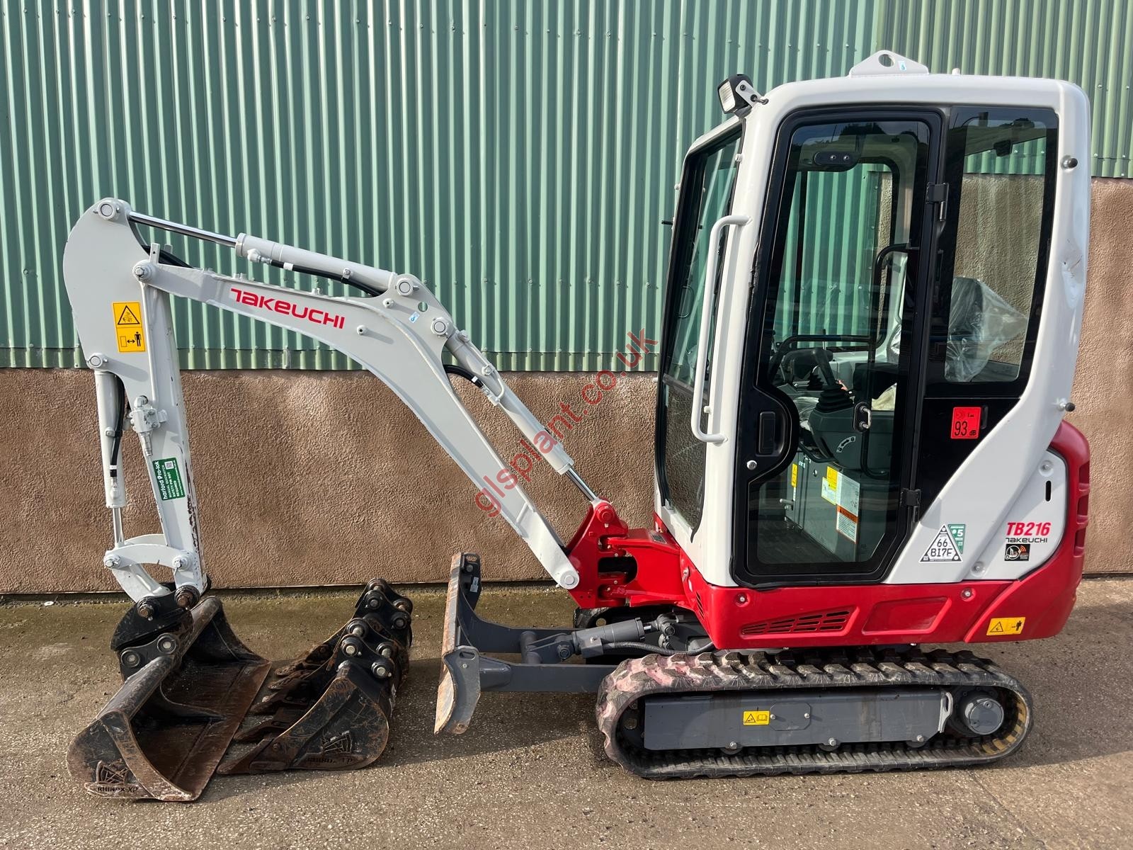 TAKEUCHI TB216A
