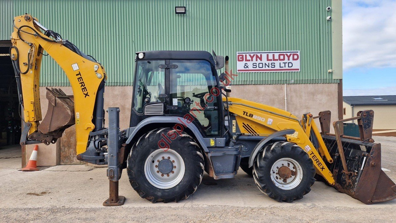 Terex TLB890