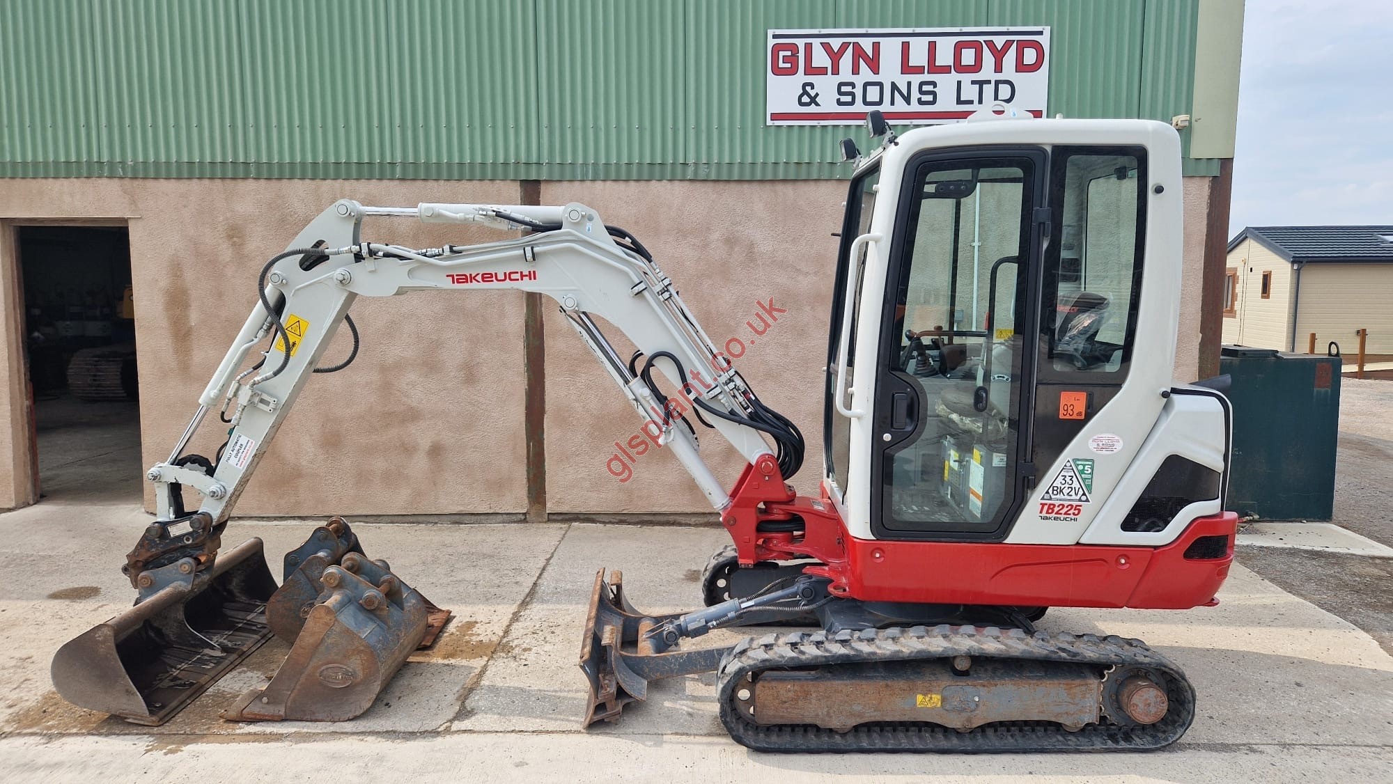 TAKEUCHI TB225
