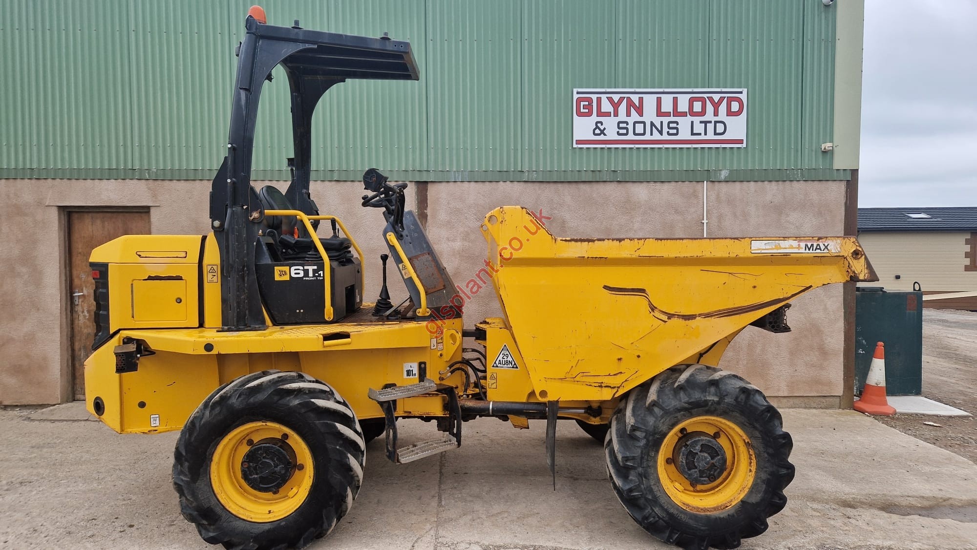 JCB 6T DUMPER 