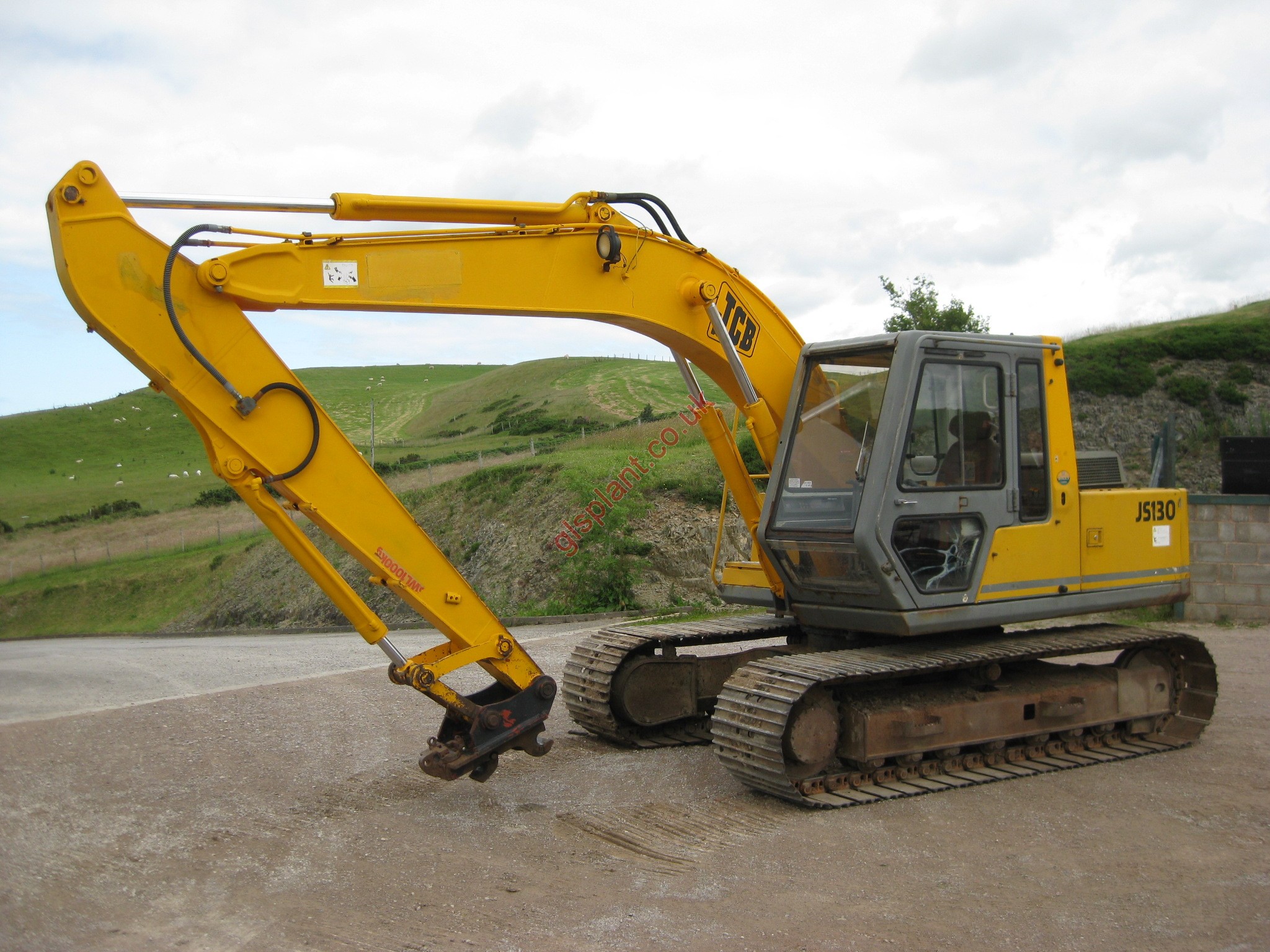 JCB JS130