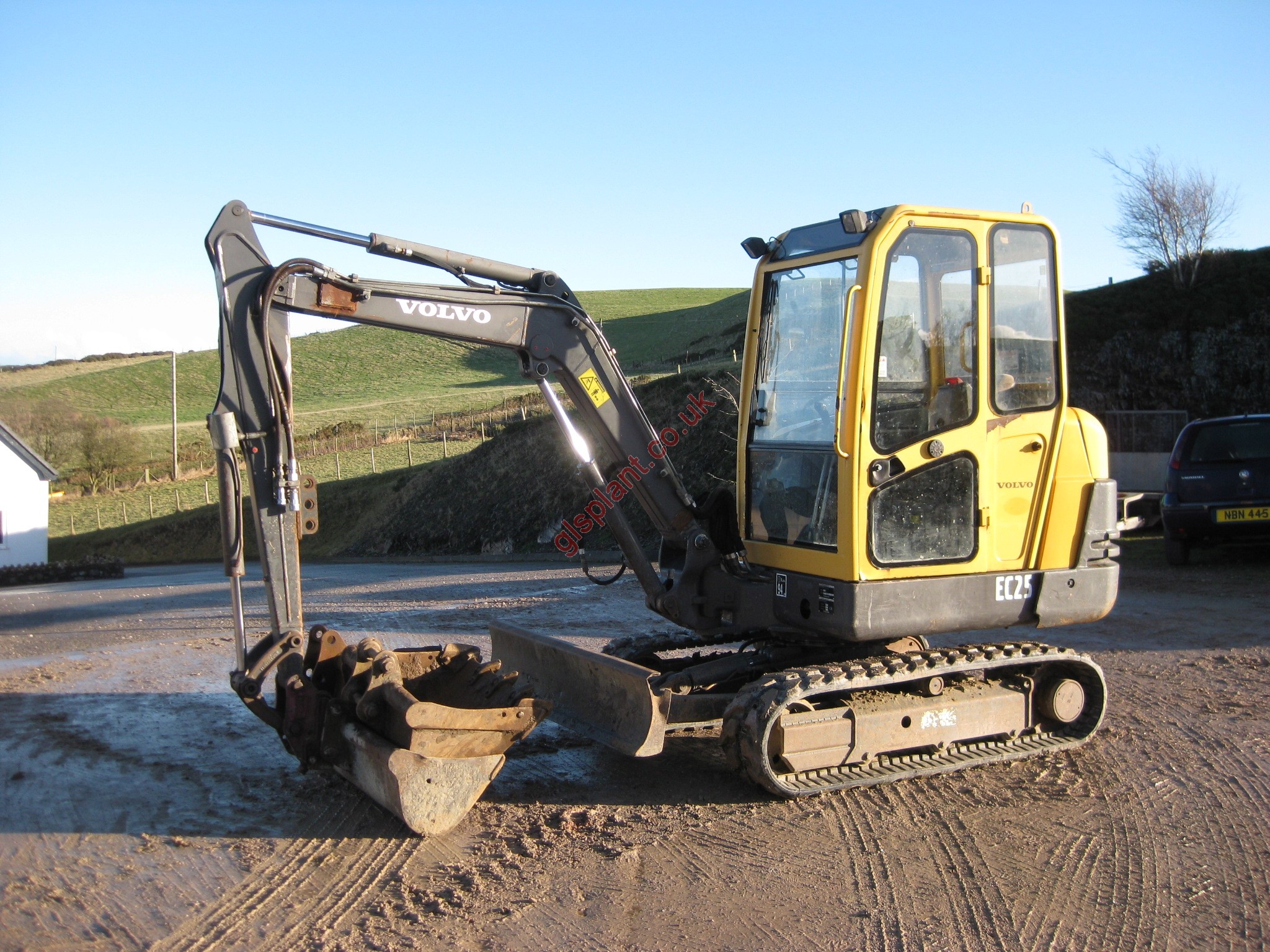 VOLVO EC25