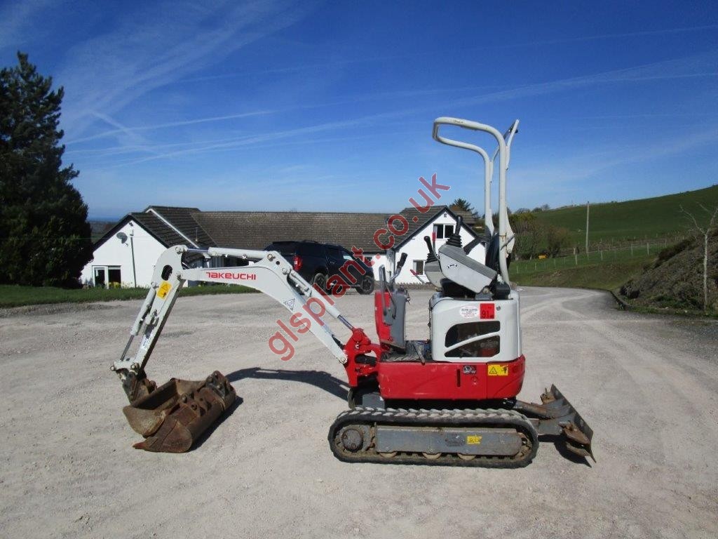 TAKEUCHI TB210R
