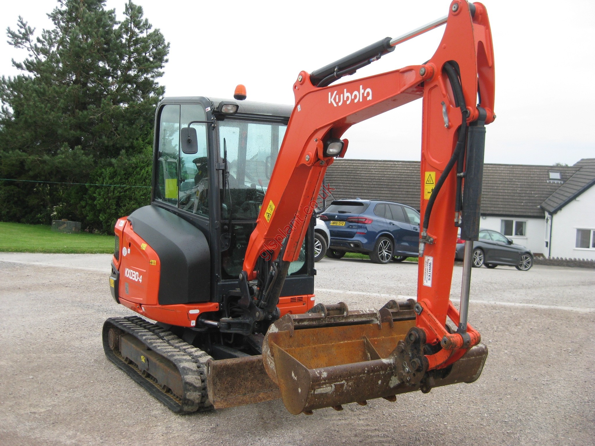 KUBOTA KX030