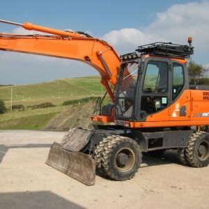 Doosan DX140W