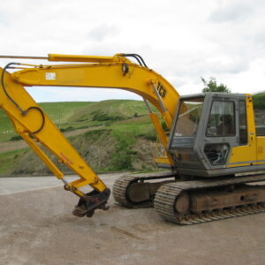 JCB JS130