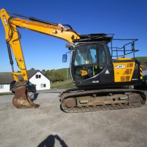 JCB JS131LC