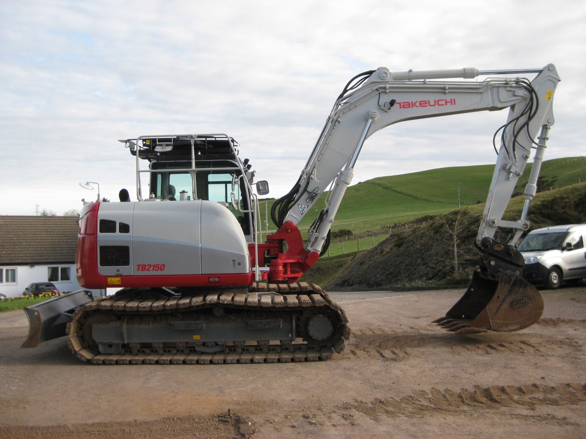 TAKEUCHI TB2150 - Image 11